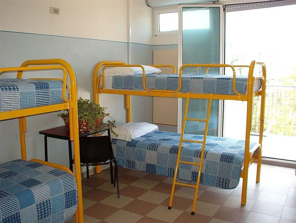 Ostello Di Bergamo Torre Boldone Hostel